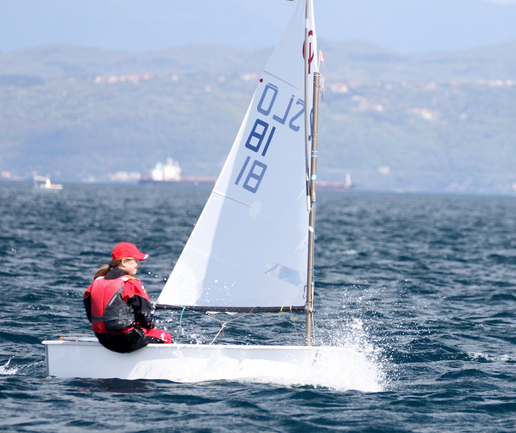 İstanbul'da Çocuklar için Temel Yelken Eğitimi